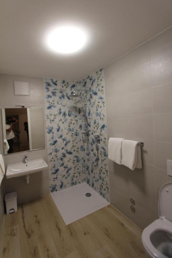 Affittacamere B&B Mercedes Romallo Exterior foto