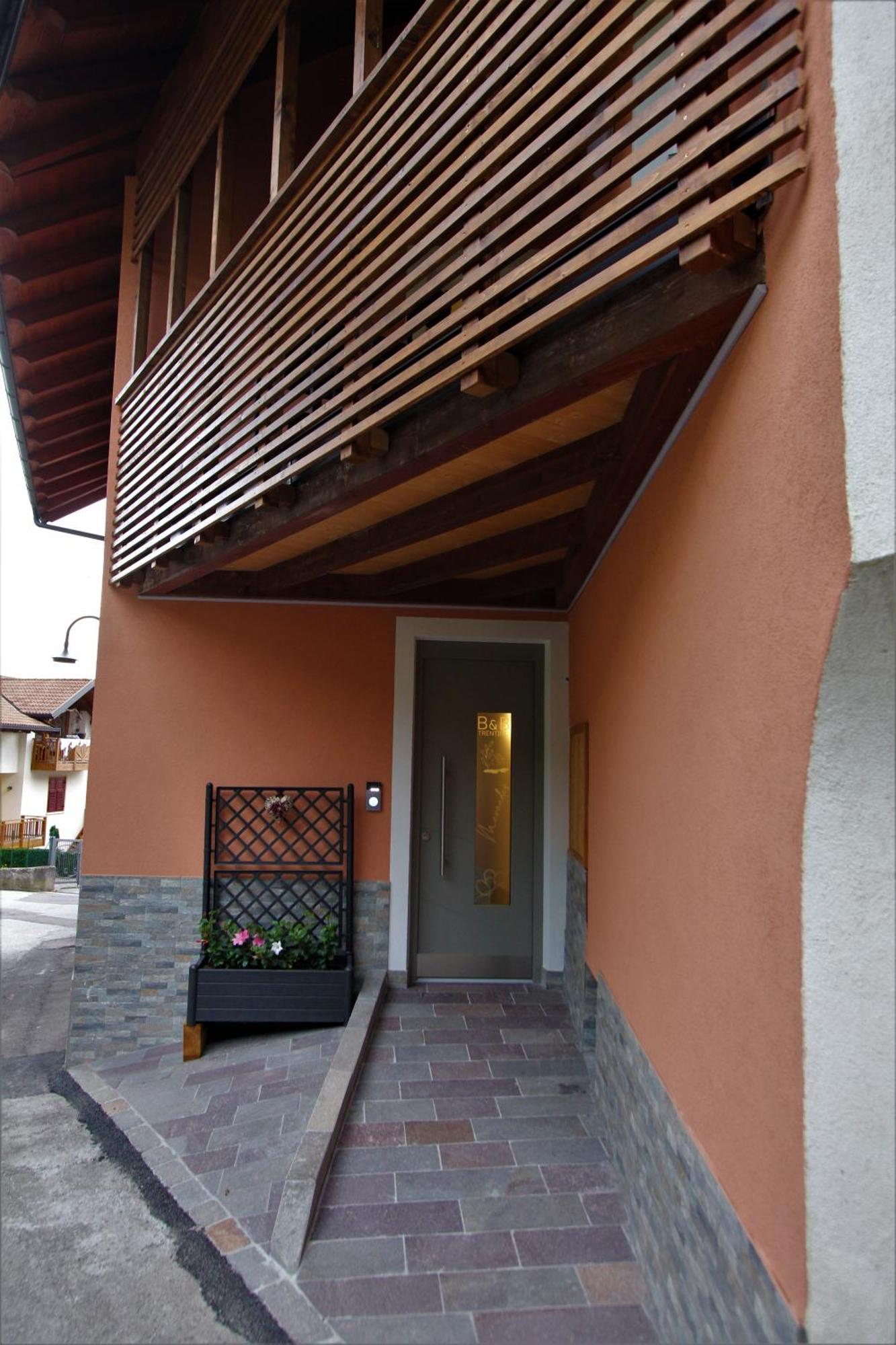 Affittacamere B&B Mercedes Romallo Exterior foto